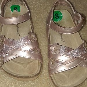 Little girl cute sandals